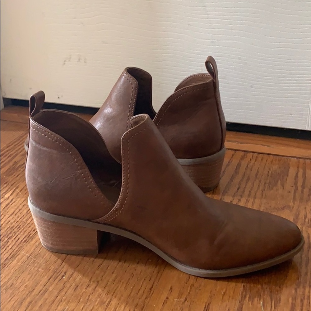 Cutout booties